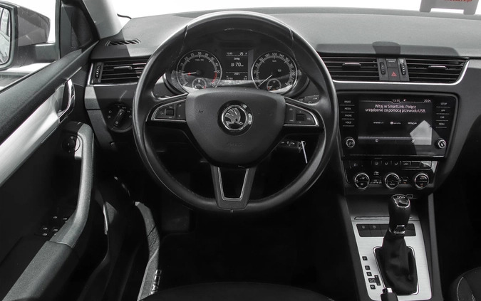 Skoda Octavia cena 69900 przebieg: 73879, rok produkcji 2018 z Leśna małe 211